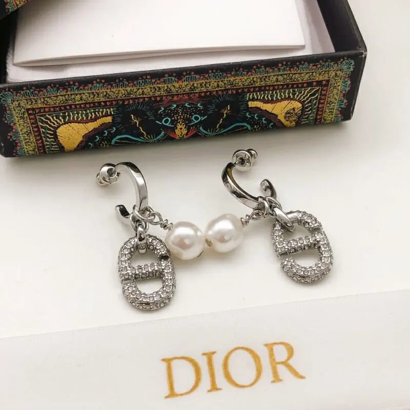 christian dior boucles doreilles pour femme s_1234b161